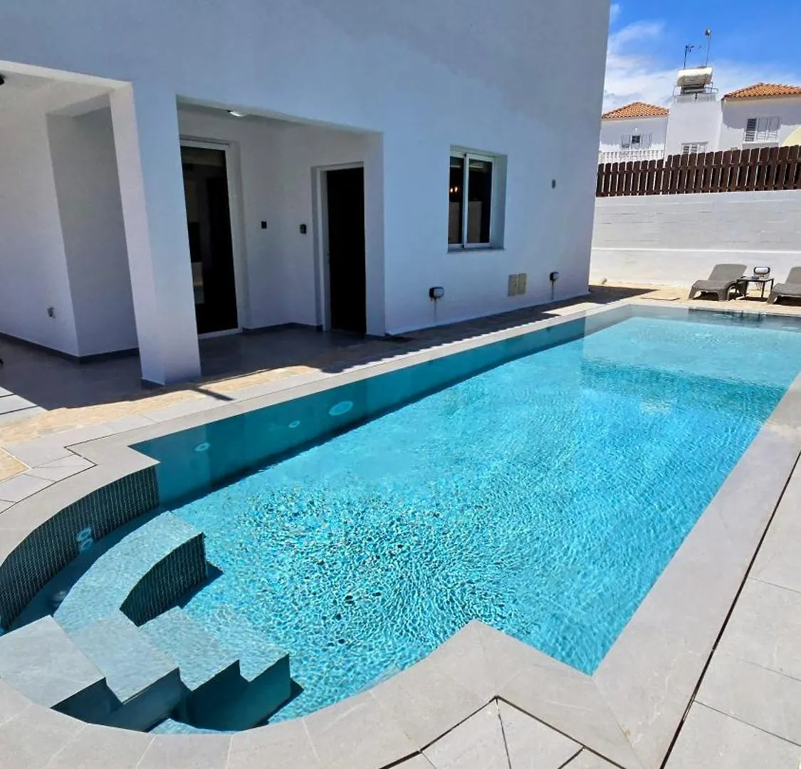 Sweet Destiny Villa With Private Pool أيا نابا 0*,
