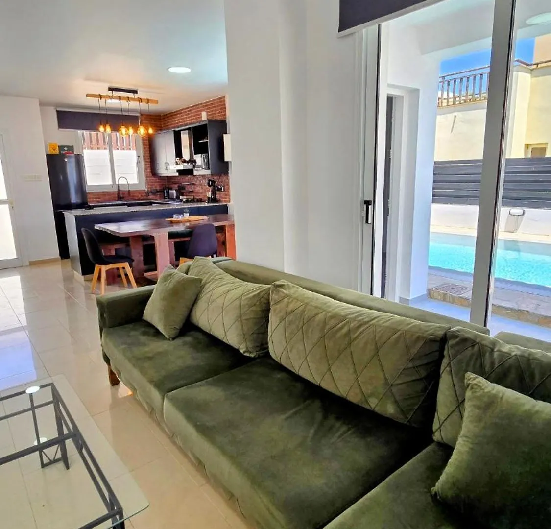 Sweet Destiny Villa With Private Pool أيا نابا قبرص
